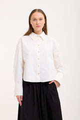 Crop Bluse mit breiten Manschetten