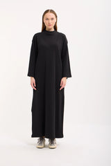 Rippstrick-Maxikleid mit Trompetenärmeln und Bindegürtel
