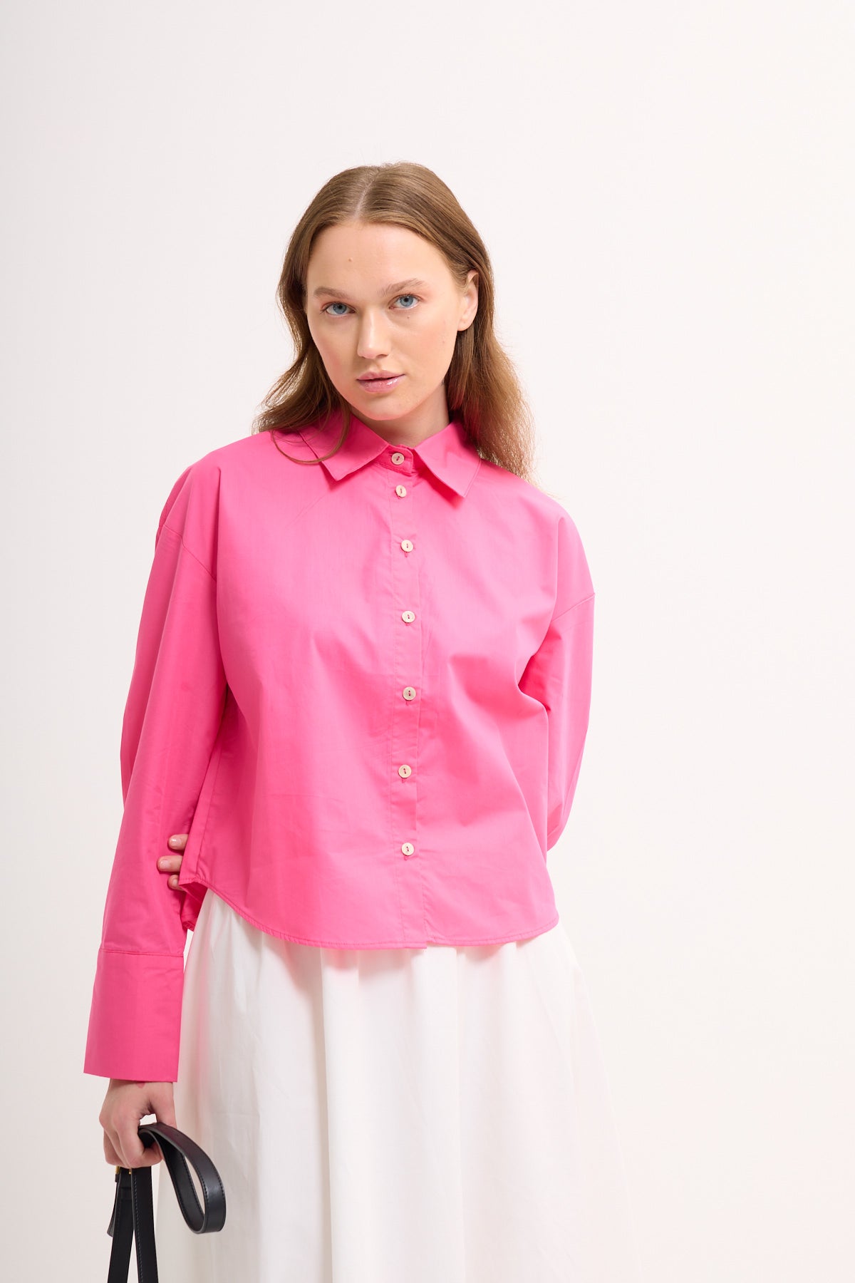 Crop Bluse mit breiten Manschetten