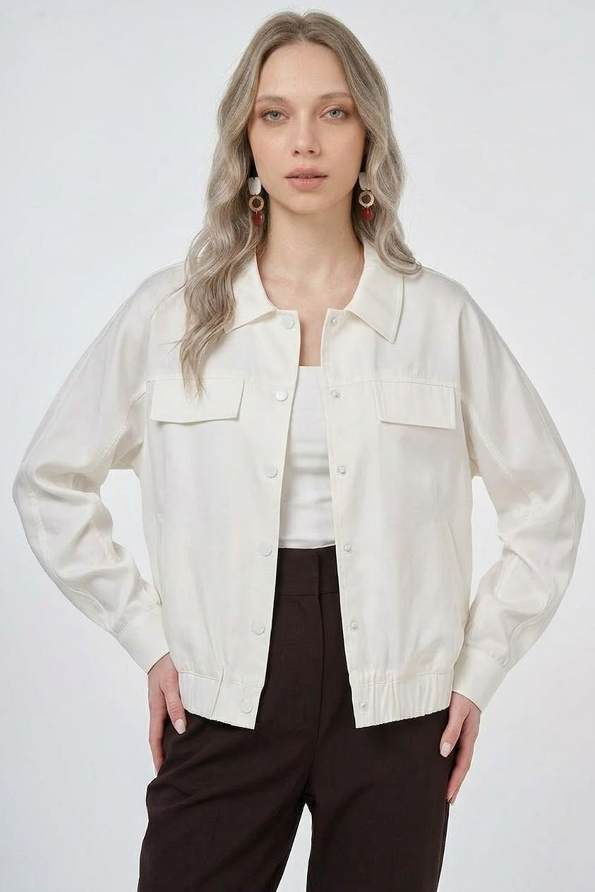 Kurzjacke mit Brusttaschen