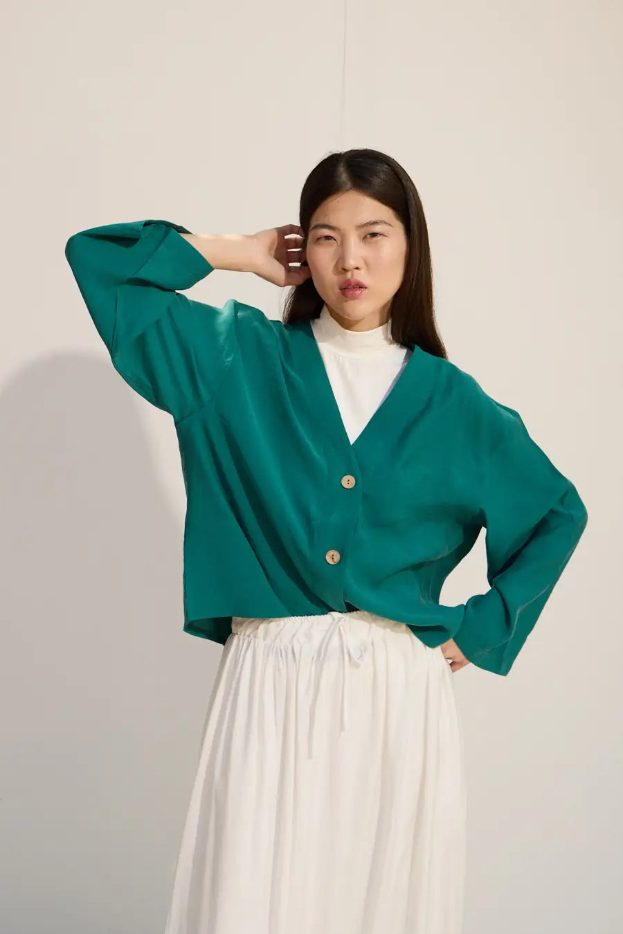 Kurze Tencel-Jacke mit Knöpfen