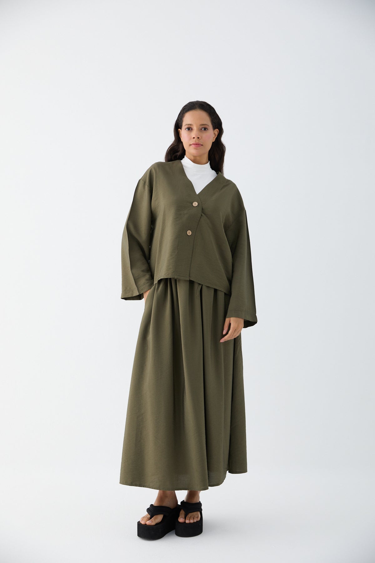 Kurze Tencel-Jacke mit Knöpfen