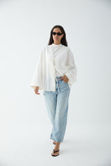 Fließender Kimono mit Bindebändern