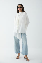 Fließender Kimono mit Bindebändern
