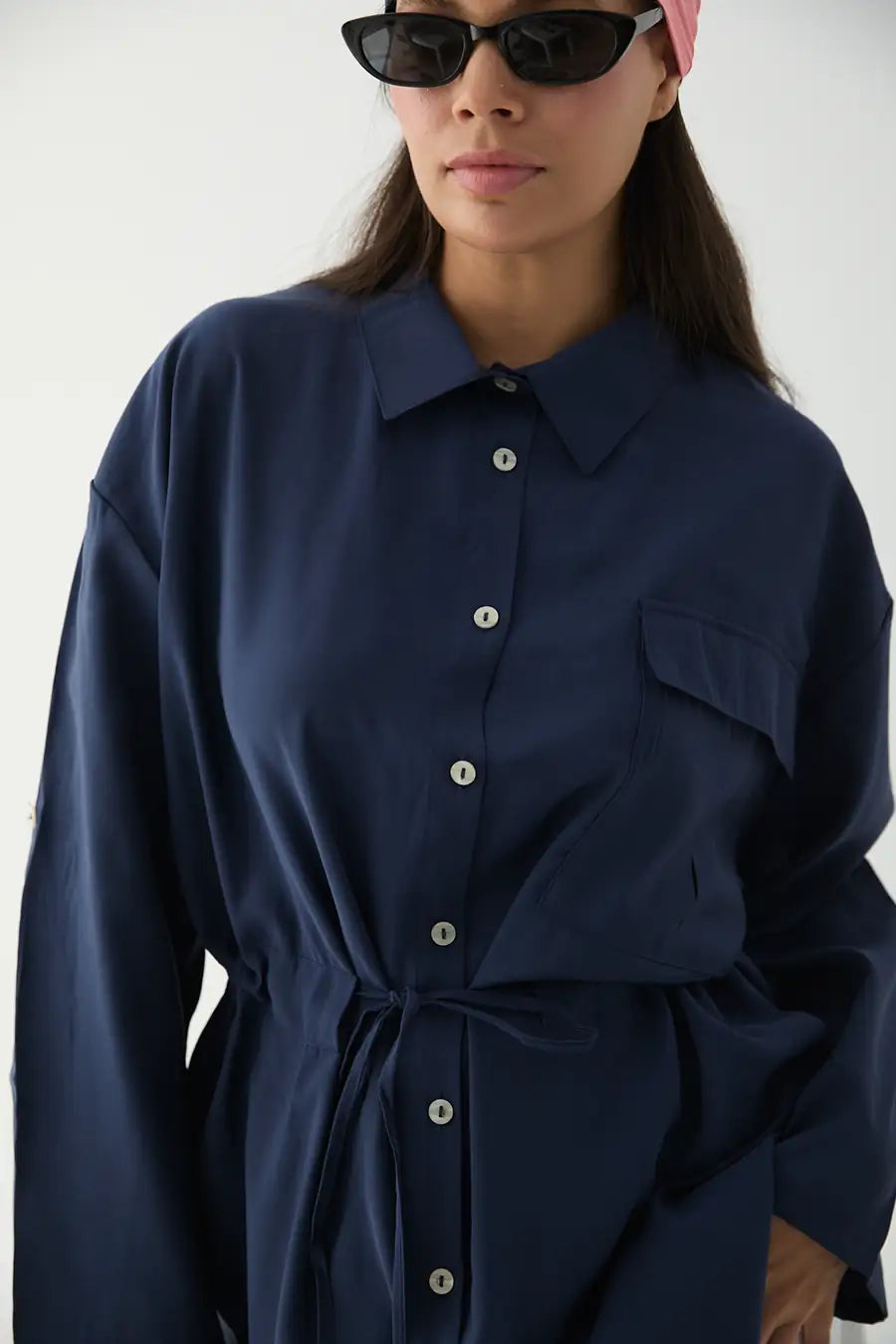 Tencel-Bluse mit verstellbarem Taillenzug und Brusttasche