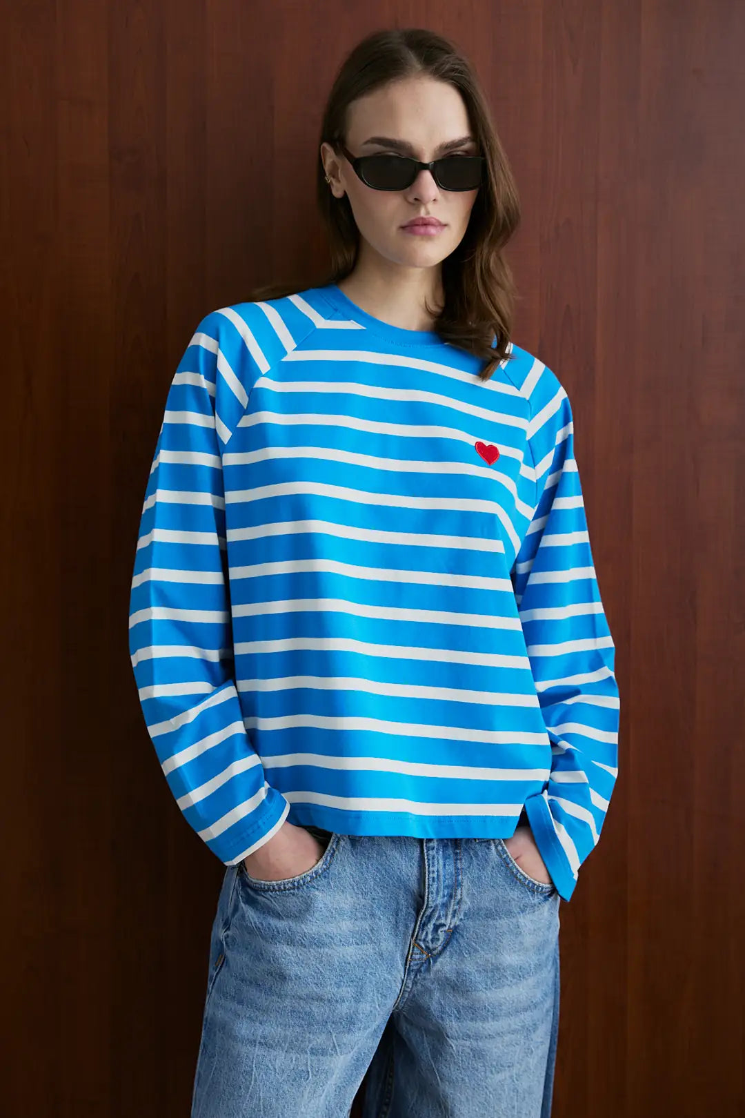 Gestreiftes Sweatshirt mit Schal-Detail