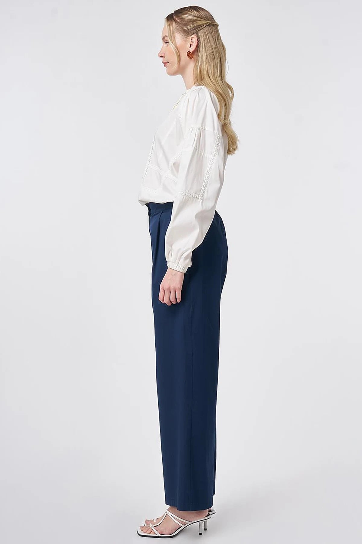 Wide-Leg Bundfaltenhose aus Baumwolle-Mix