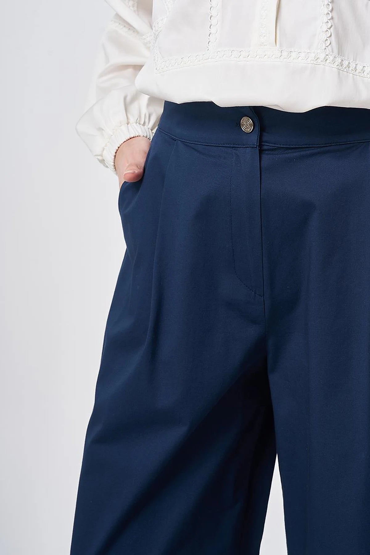 Wide-Leg Bundfaltenhose aus Baumwolle-Mix