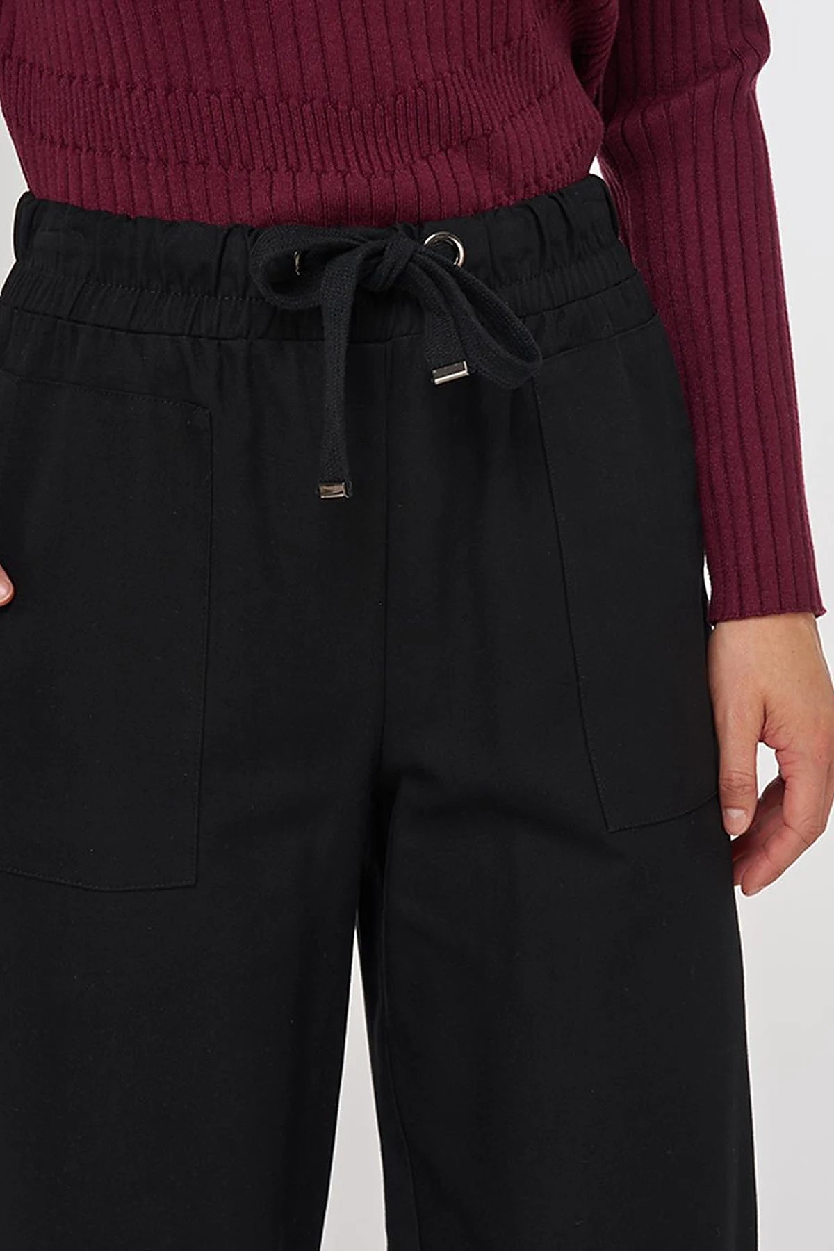 Casual Stoffhose im Relaxed Fit mit Kordelzug